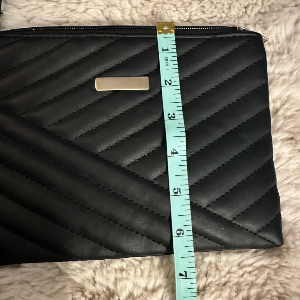 NWOT Black Clutch Purse With Wristlet Strap